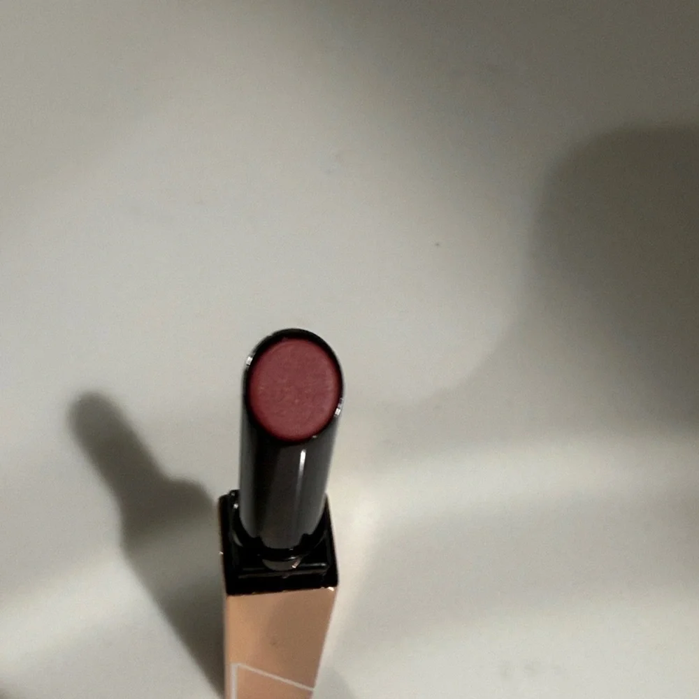 NARS afterglow sensual shine lipstick dolce Vita color